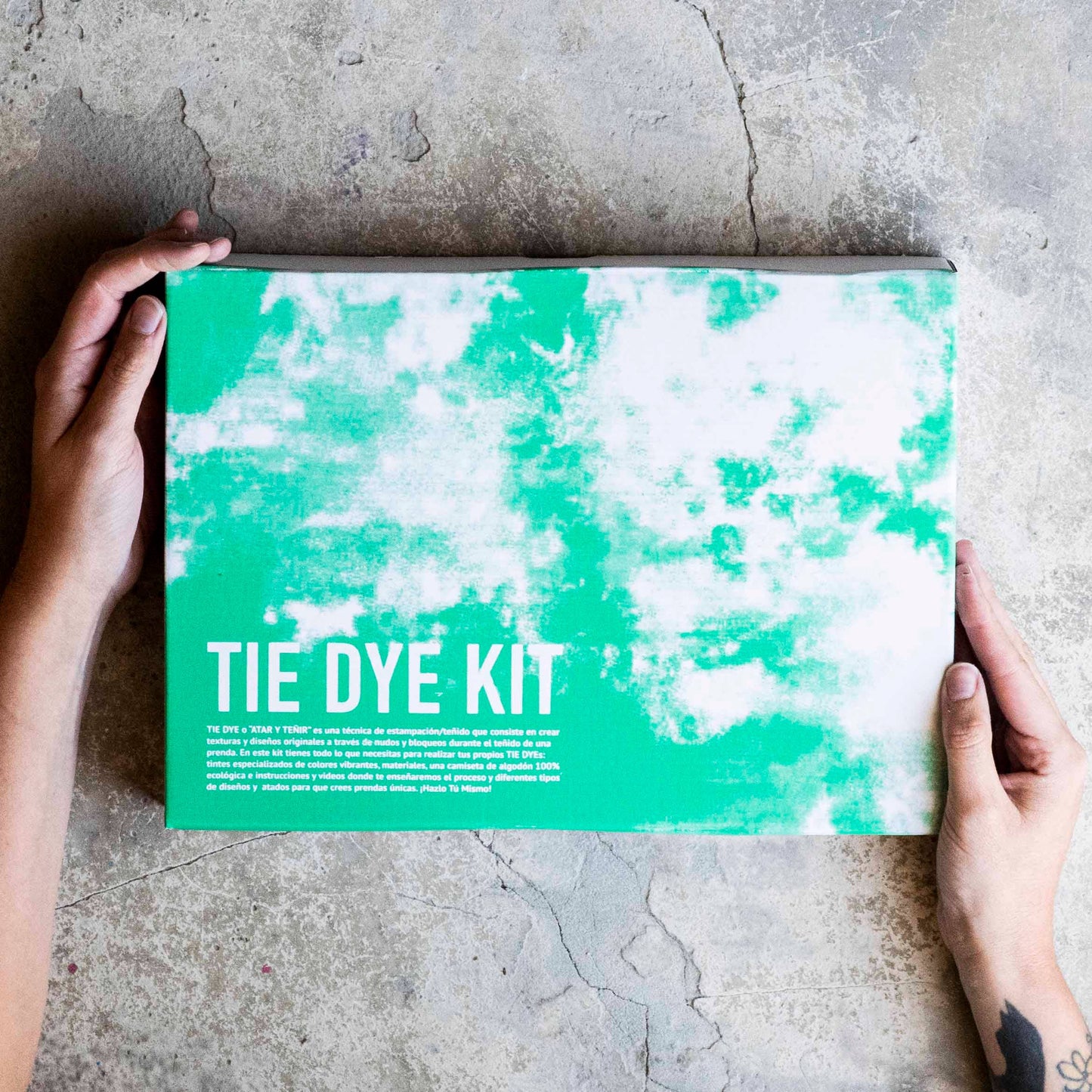 Tie Dye Kit with Yellow Pink Blue Ink